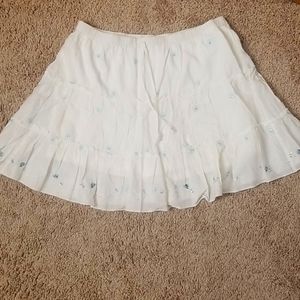 Juniors floral skirt